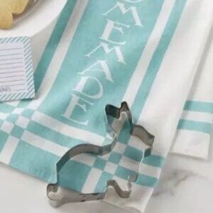 Mud Pie Homemade Kitchen Tea Towel Gift Set Easter bunny Rabbit Cookie Cutter
